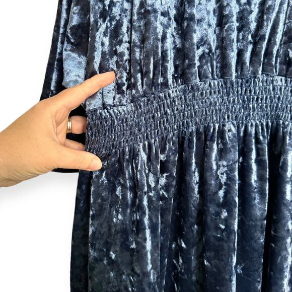 Suzanne Betro Blue Crushed Velvet V Neck Dolman Sleeve Stretchy Dress Women's XL - Picture 6 of 9